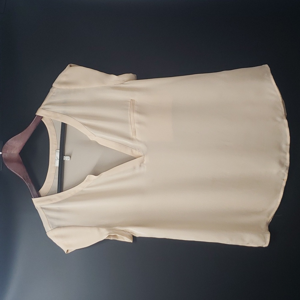 ❌SOLD❌Joie Silk V-Neck Lightest Pink Sand Blouse - Picture 2 of 12